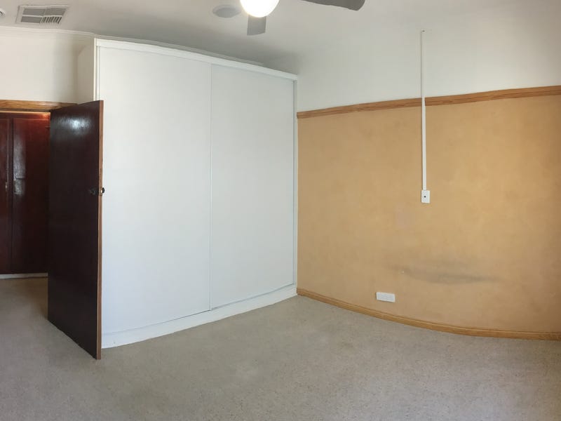 3 Bedroom Family Home With 8
