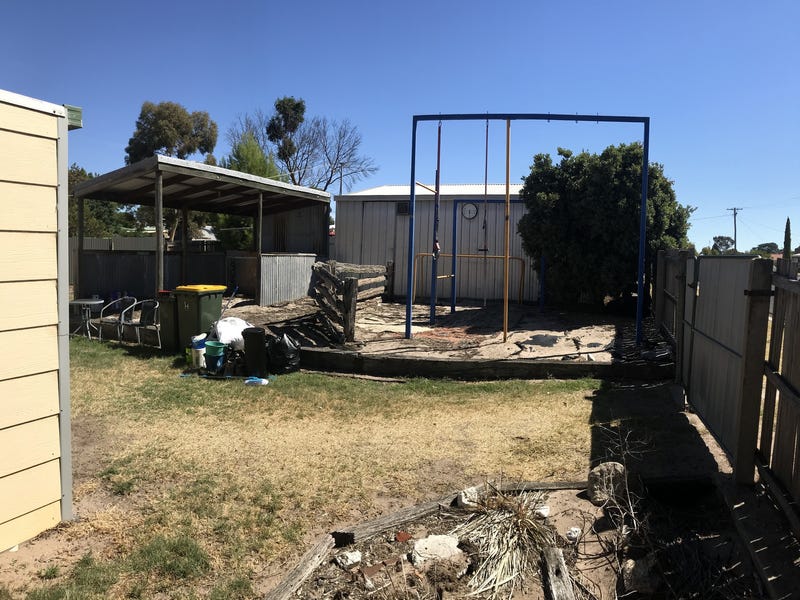 3 Bedroom Family Home With 11