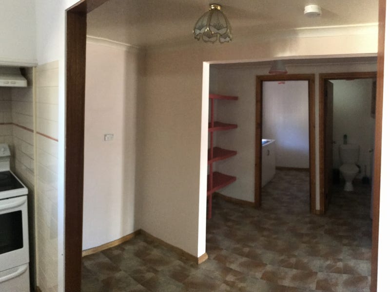 3 Bedroom Family Home With 14