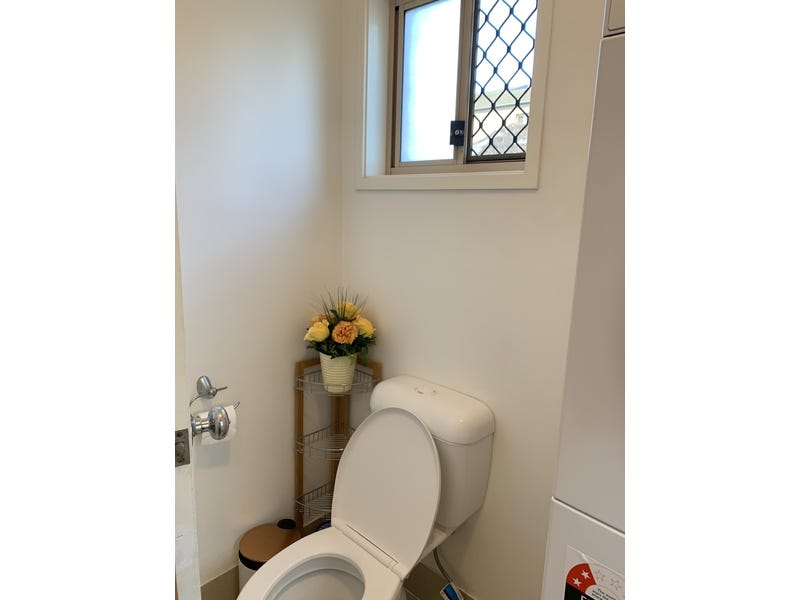 3 bedrooms townhouse for rent 10