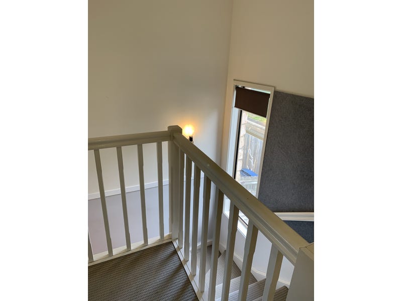 3 bedrooms townhouse for rent 11