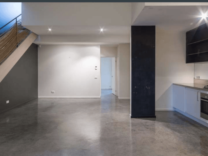 ARCHITECT DESIGNED WAREHOUSE STYLE LIVING