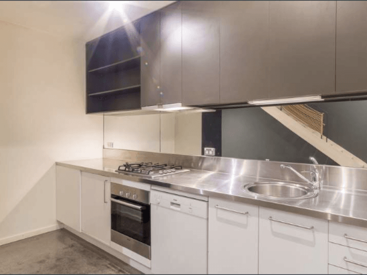 ARCHITECT DESIGNED WAREHOUSE STYLE LIVING 5