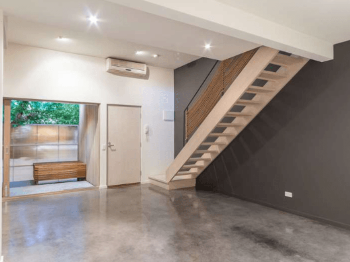 ARCHITECT DESIGNED WAREHOUSE STYLE LIVING 14