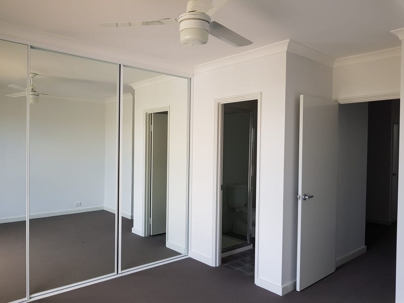 TOWNHOUSE  – 3 BEDROOMS 7