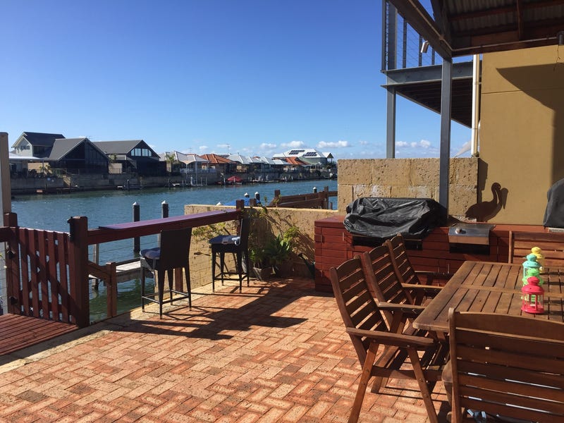Waterfront Luxury Canal Fully Furnished Home For Short Term Lease
