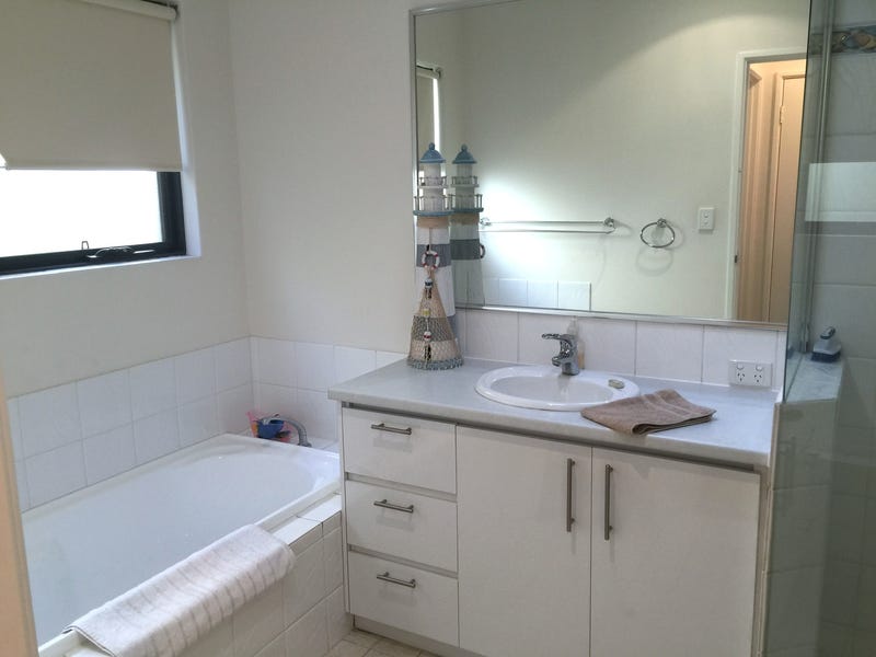 Waterfront Luxury Canal Fully Furnished 5