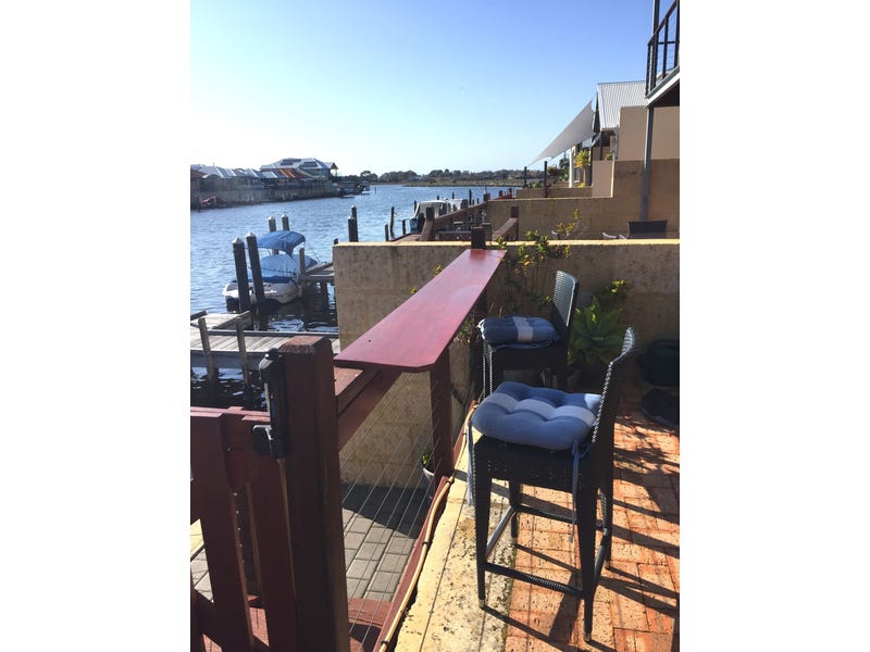 Waterfront Luxury Canal Fully Furnished 16