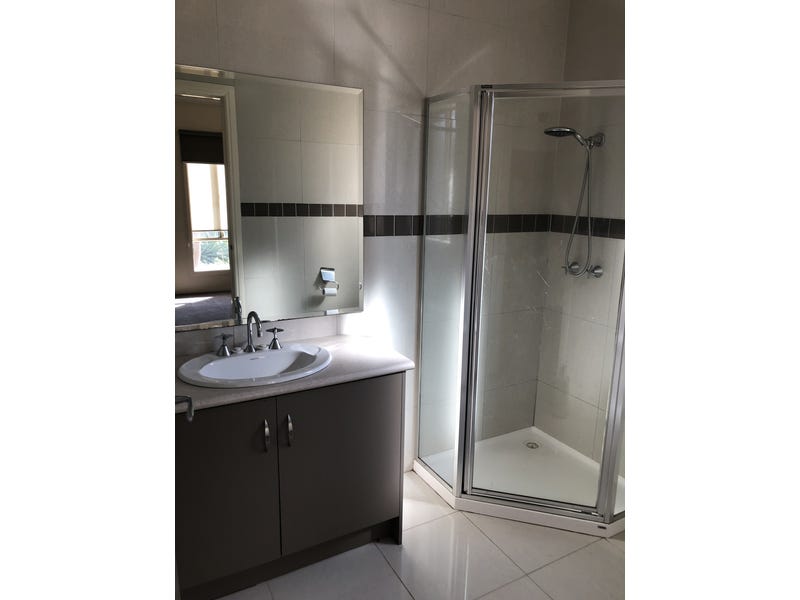Spacious Boronia Unit 7