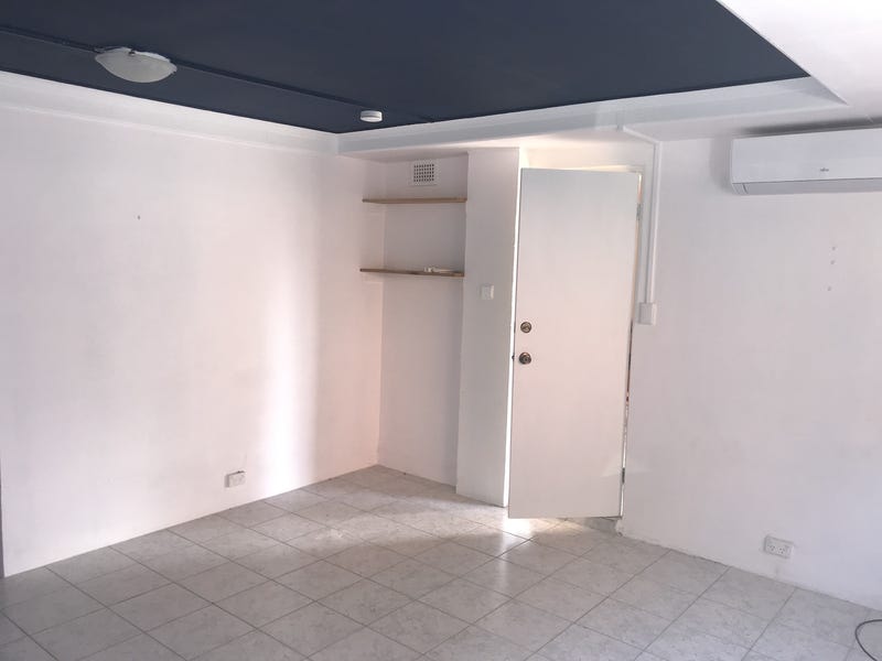 DEPOSIT TAKEN – Studio Close 5