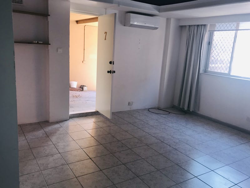 DEPOSIT TAKEN – Studio Close 8