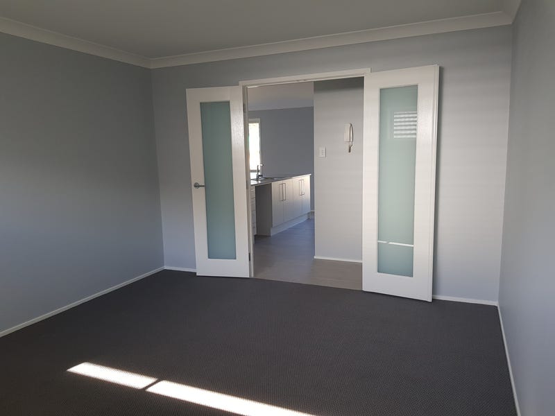 BRAND NEW home in the 5