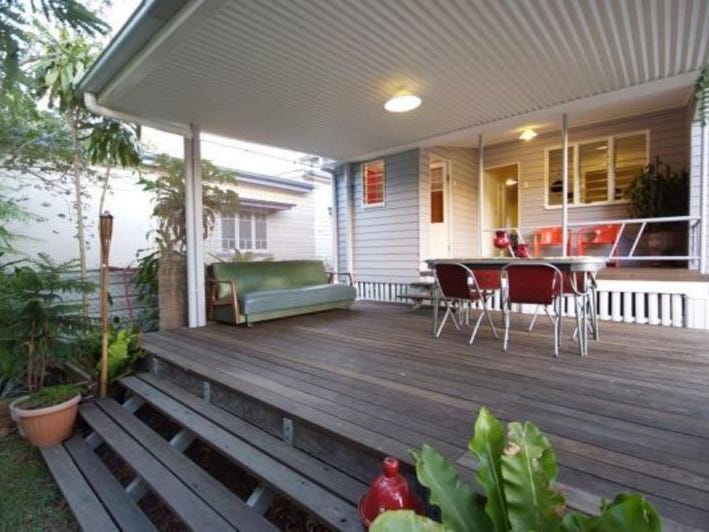 Renovated inner-city Queenslander