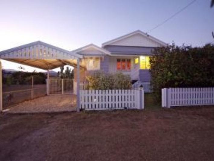 Renovated inner-city Queenslander 2