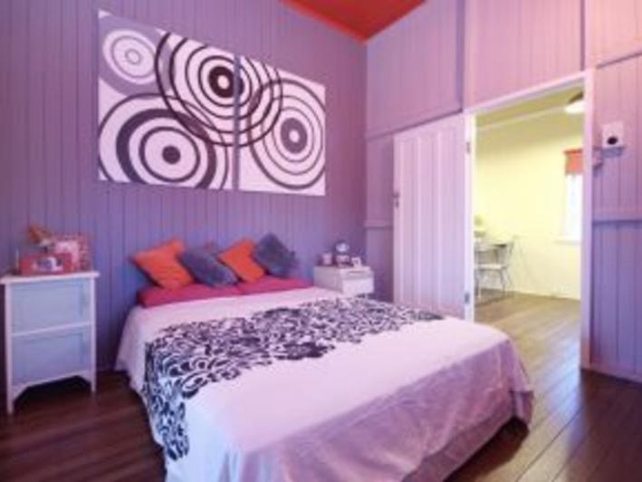Renovated inner-city Queenslander 4