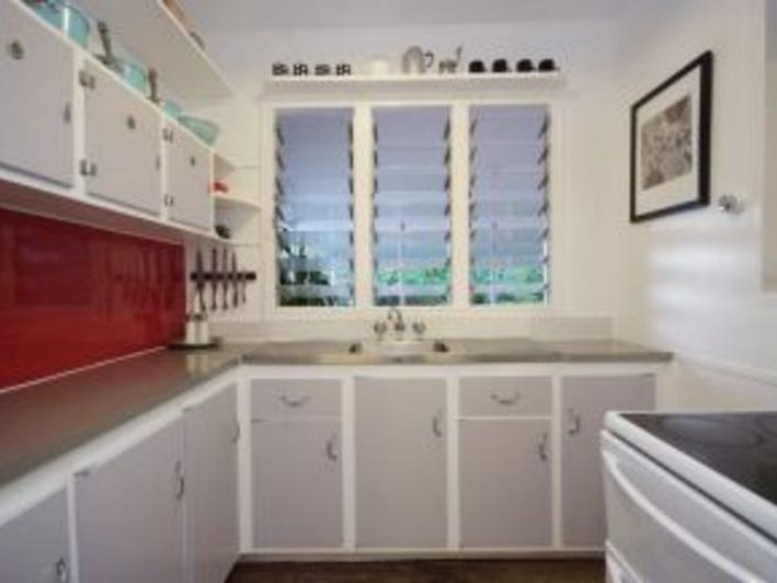 Renovated inner-city Queenslander 7