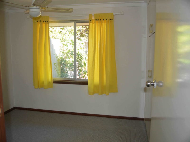 Stylish home close to amenities. 11