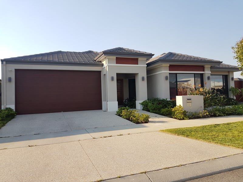 Absolutely stunning family home in 3