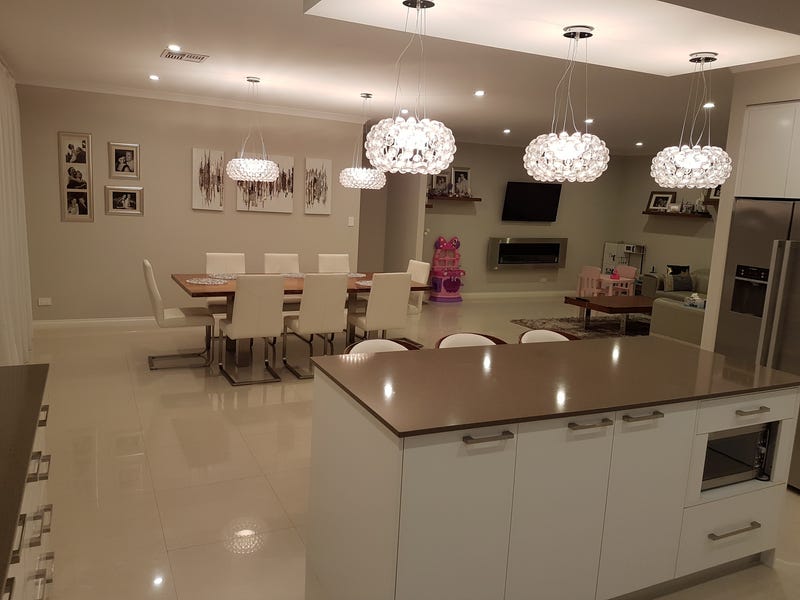 Absolutely stunning family home in 4