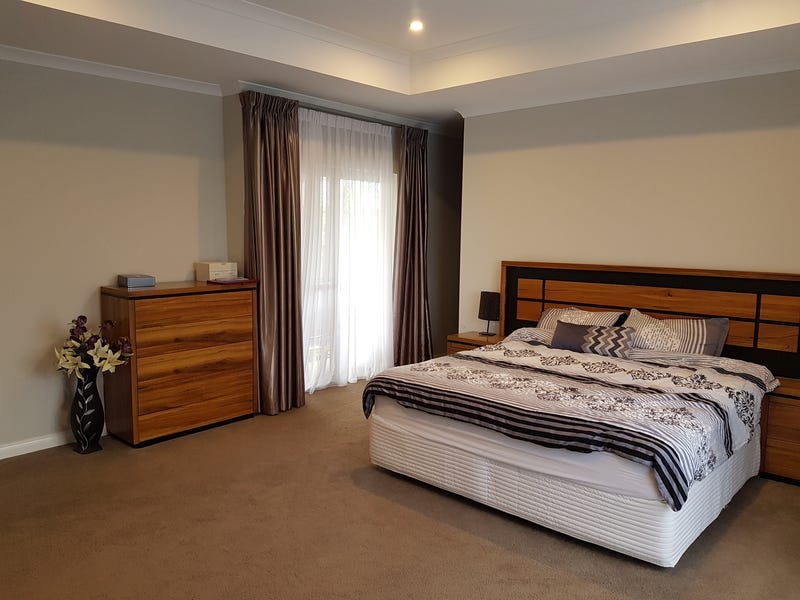 Absolutely stunning family home in 6