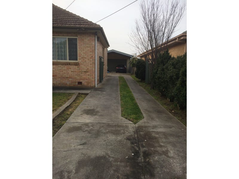 44 Deakin Street Bell Park 7