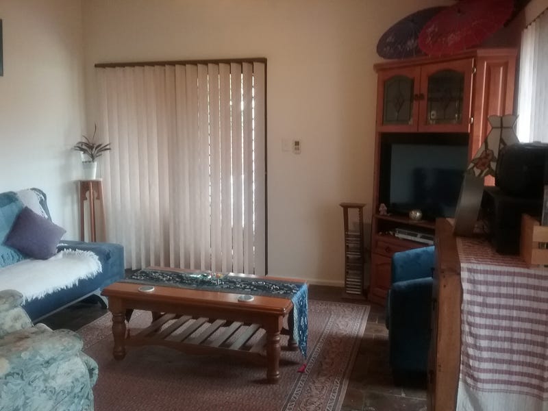Fully Furnished or Unfurnished Home 9