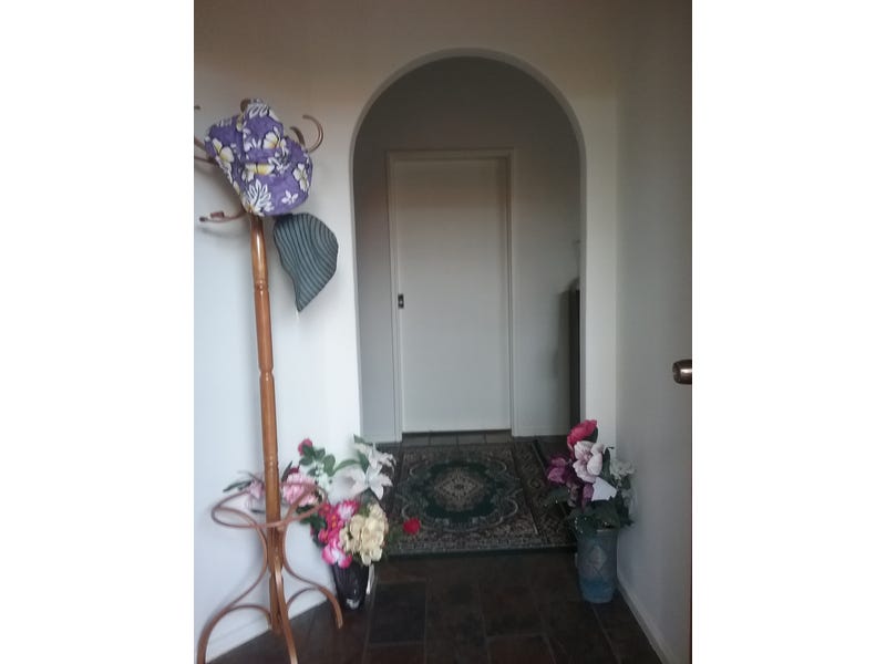Fully Furnished or Unfurnished Home 10