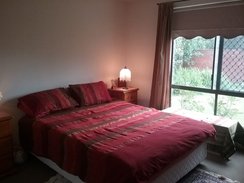 Fully Furnished or Unfurnished Home 11