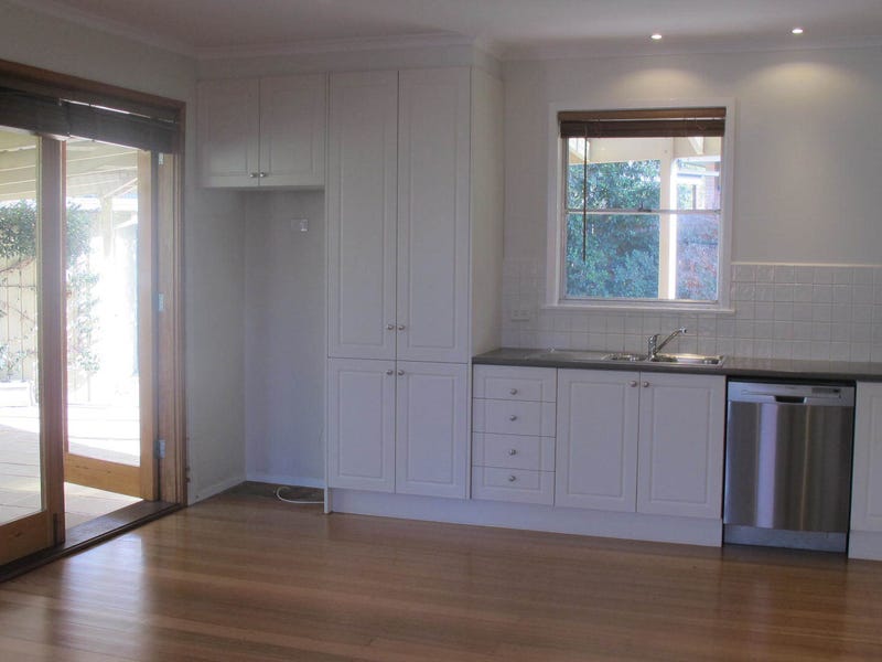 Light and Leafy 3 Bed 3