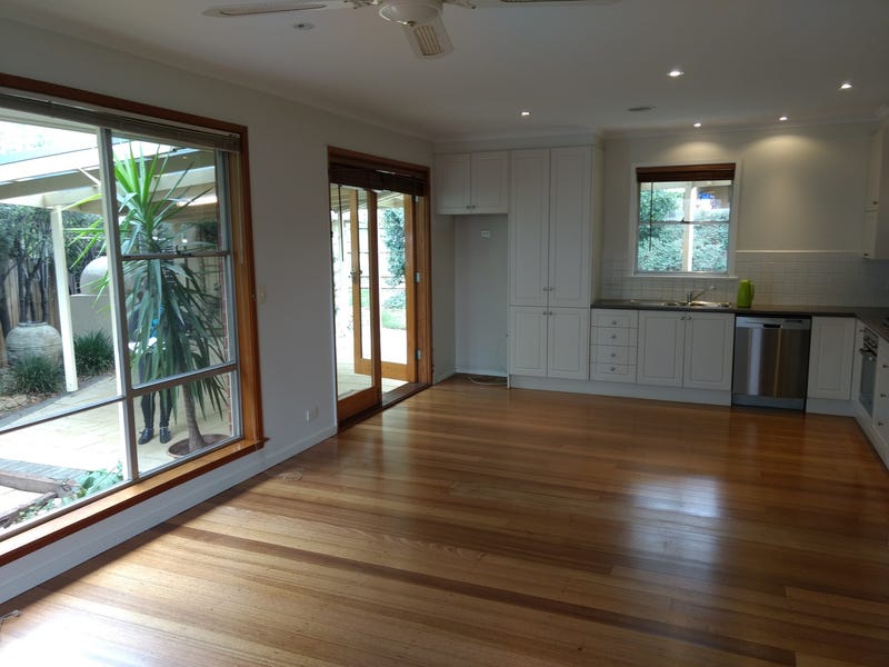 Light and Leafy 3 Bed 4