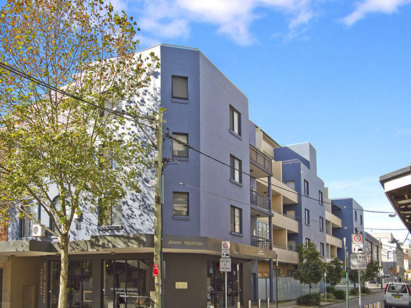 Modern Apartment with only Minutes 2