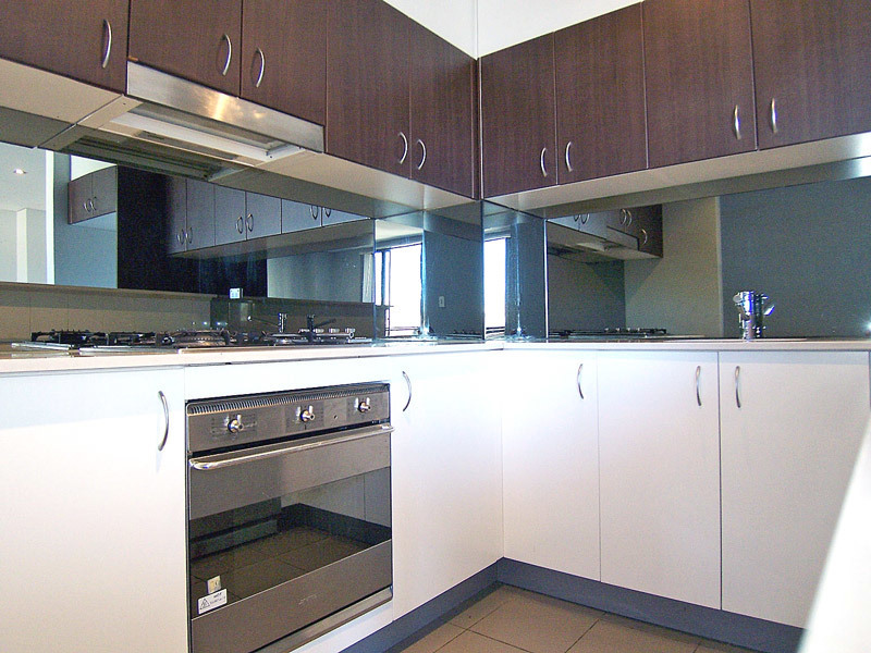 Modern Apartment with only Minutes 3