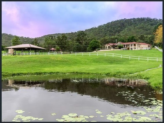 5 acre horse acerage with 5