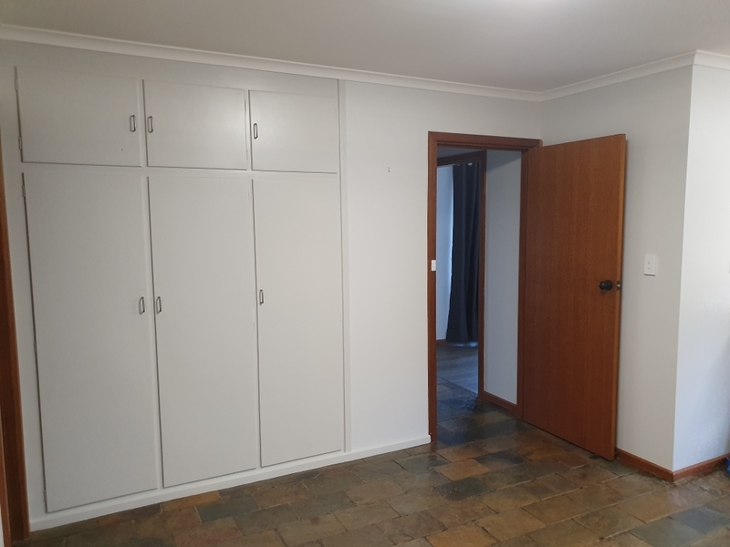 Neat & Complete 3 Bedroom 5