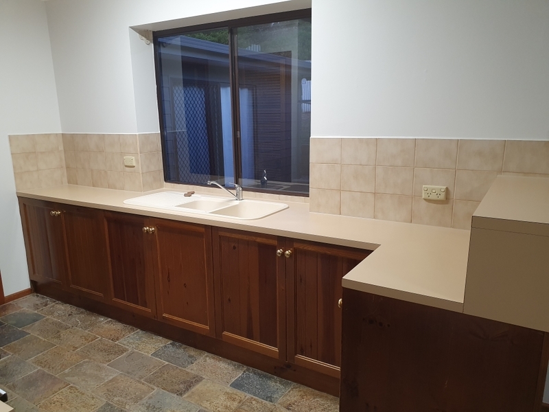 Neat & Complete 3 Bedroom 6
