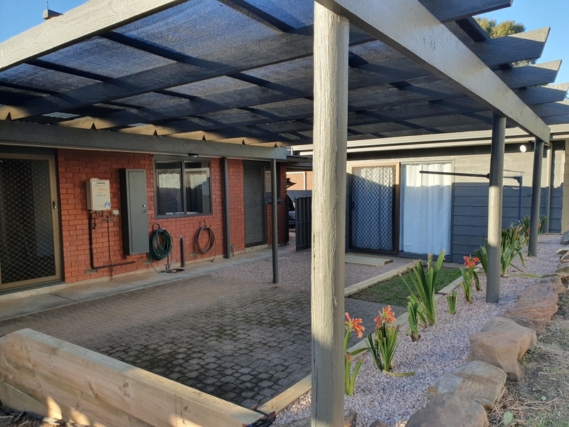Neat & Complete 3 Bedroom 18