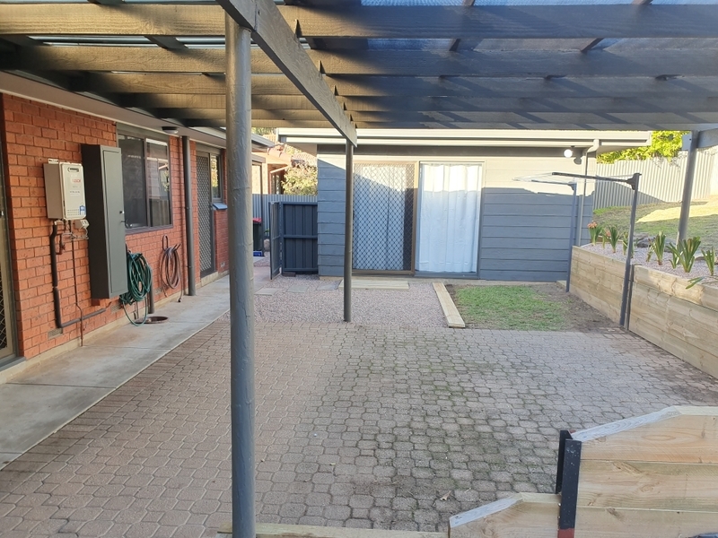 Neat & Complete 3 Bedroom 19