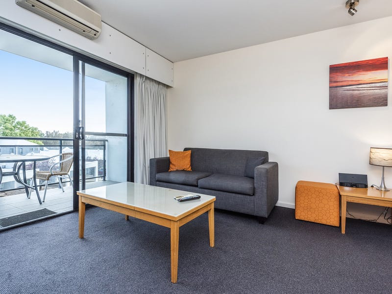 Fabulous Riverside Location 5