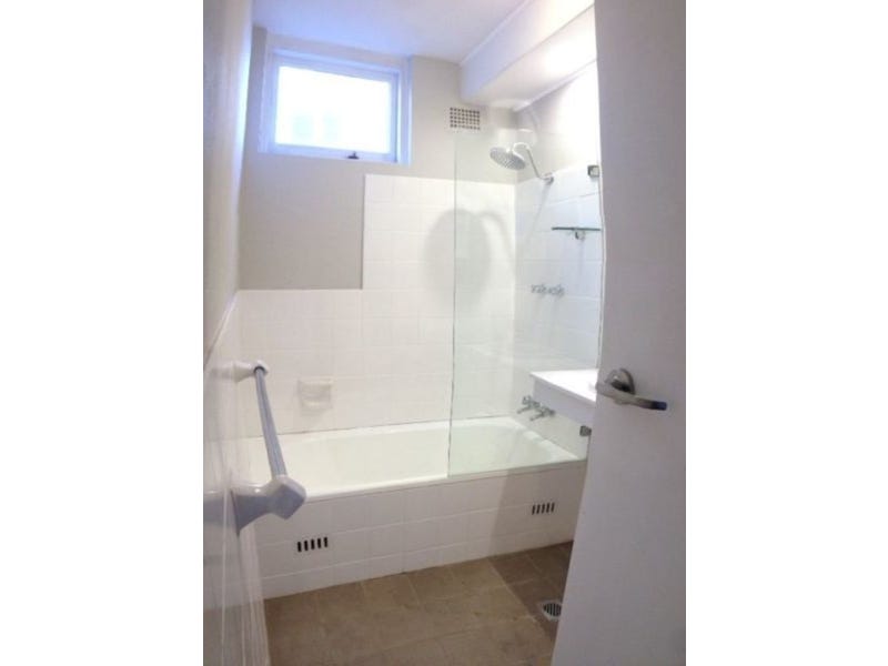 One Bedroom Unit $450 per 7