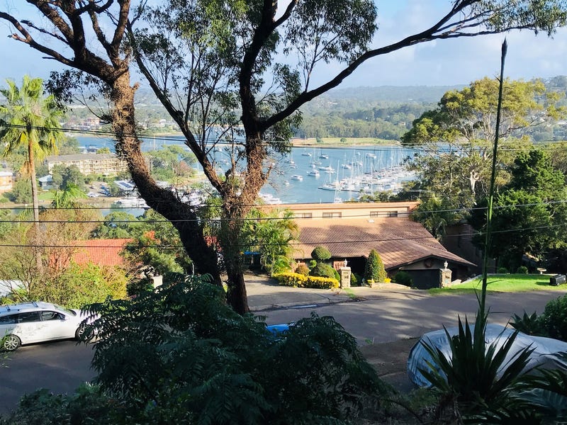 Peaceful location and Stunning Pittwater Views