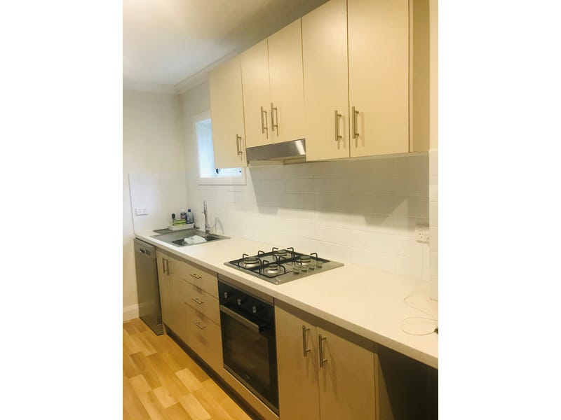 Peaceful location and Stunning Pittwater 6