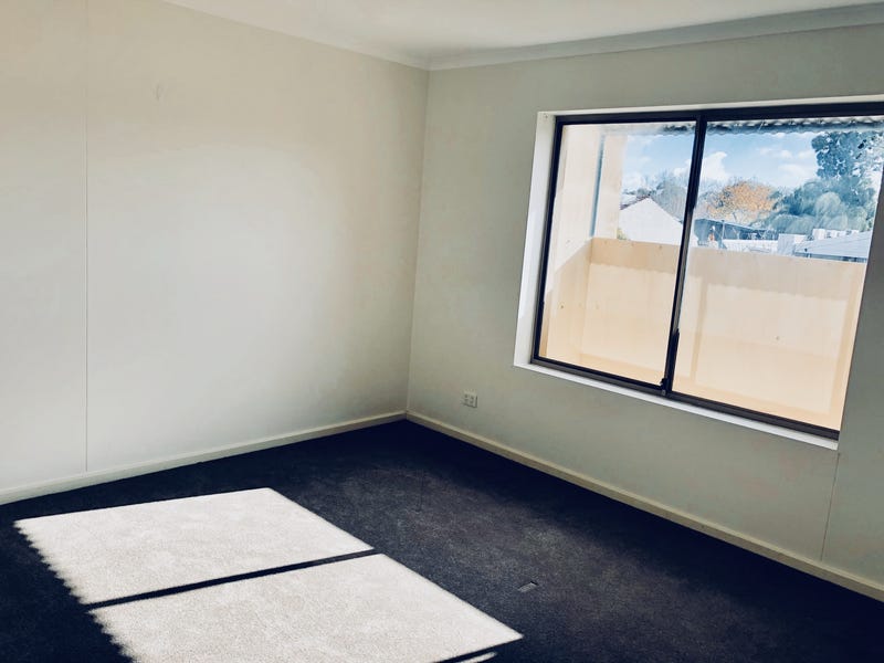 Top Level apartment in the 4