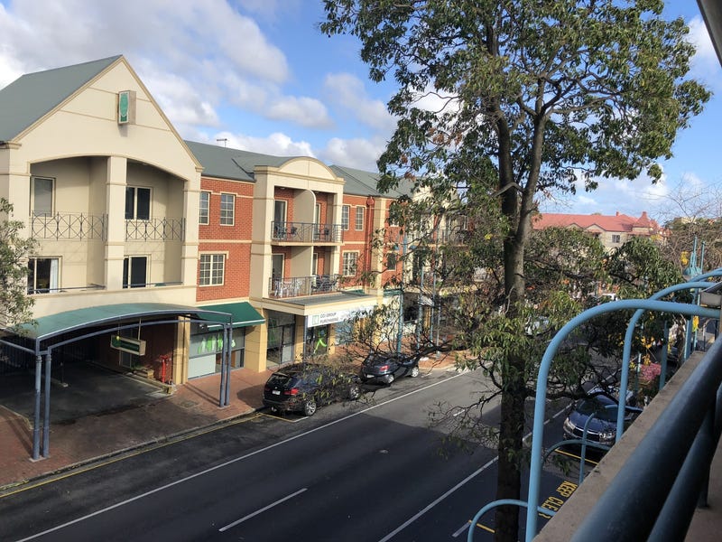 Top Level apartment in the 8