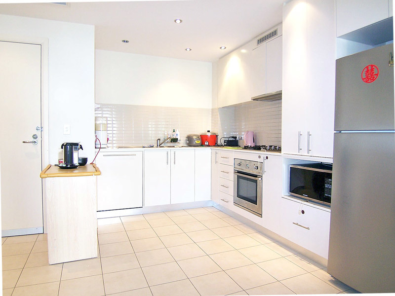 Bright and Large 1 Bedroom 3