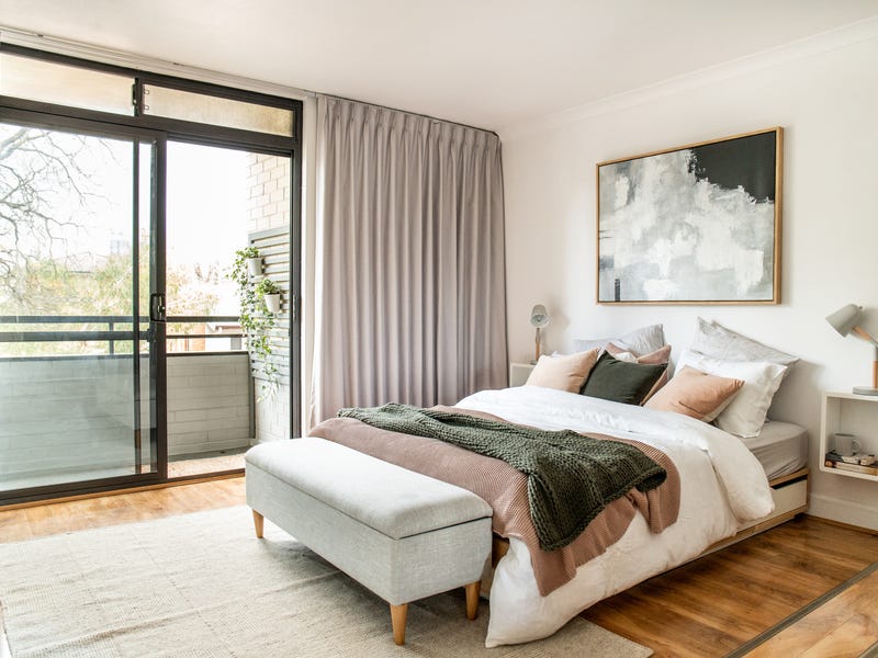 Renovated Studio Apartment Highgate – 2