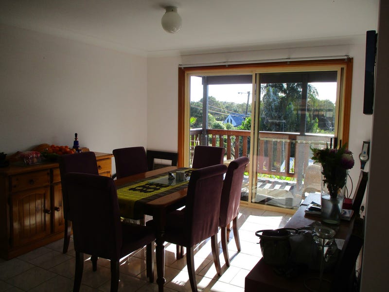 Large 4 Bedroom House In 7