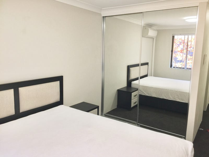 1 Bedroom renovated and furnished 4