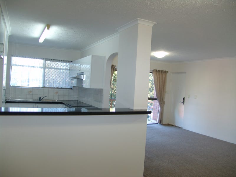 Air Conditioned Apartment in Yeronga Newly Refurbished – Unfurnished