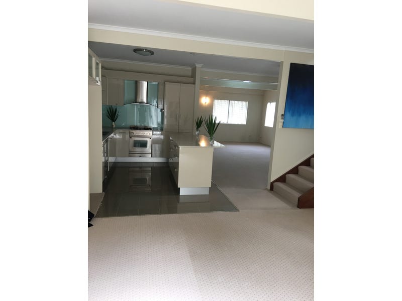 TWO LEVEL FOUR BEDROOM HOUSE 9