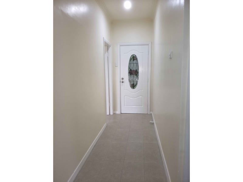 RECENTLY RENOVATED 2 BEDROOM HOME 2